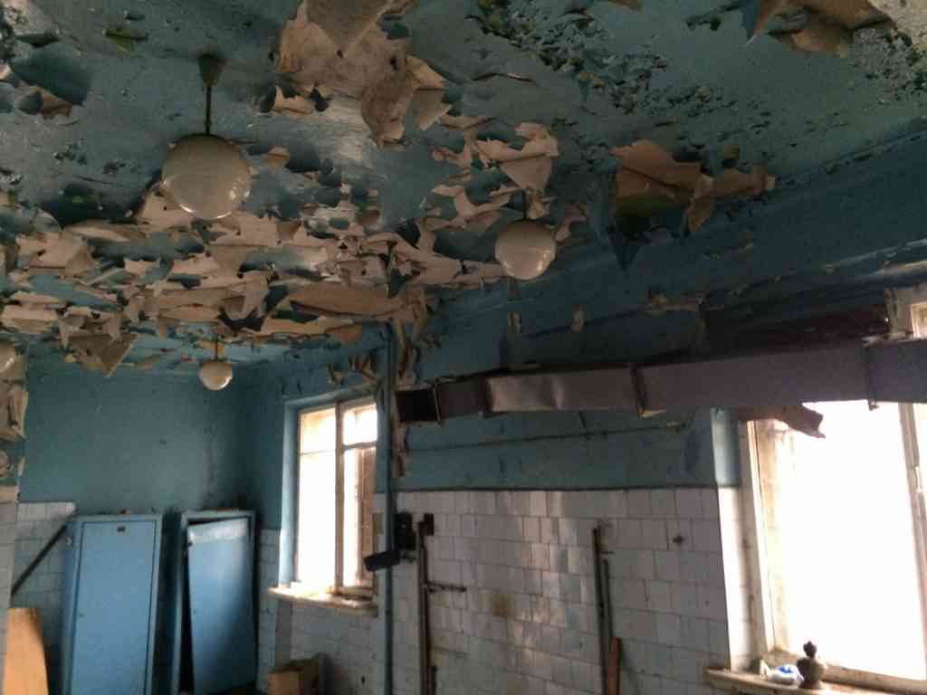 Свыше ста школ ДНР и ЛНР всё ещё закрыты из-за обстрелов ВСУ — ООН