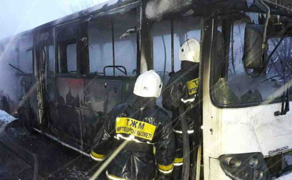 Пассажиры сгоревшего в Казахстане автобуса использовали в салоне паяльную лампу