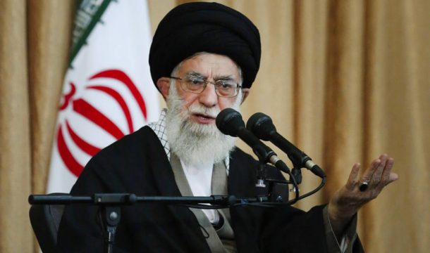 верховный лидер Ирана Али Хаменеи 