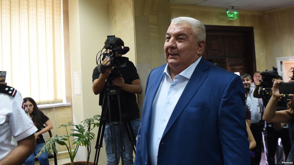 Следствие разрешило генсеку ОДКБ Хачатурову временно покинуть Армению