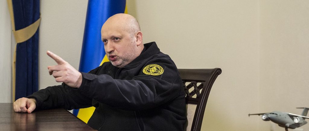 Турчинов собрался объединить протестантов Украины