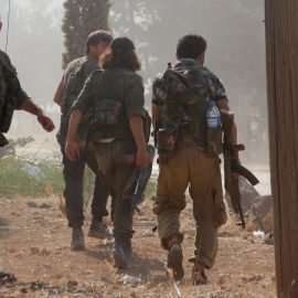 Боевики «Хейят Тахрир аш-Шам» разбили бывших союзников на западе провинции Алеппо