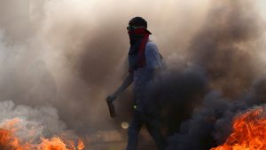 беспорядки оппозиции против властей Венесуэлы