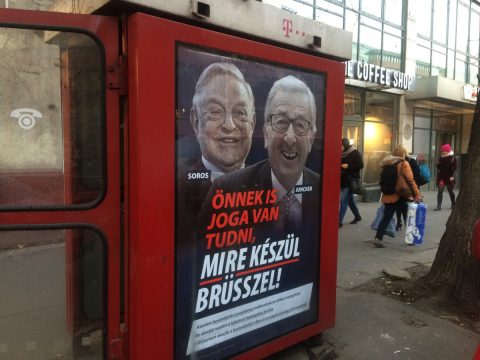 агитационные плакаты Венгрии - с Юнкером и Соросом