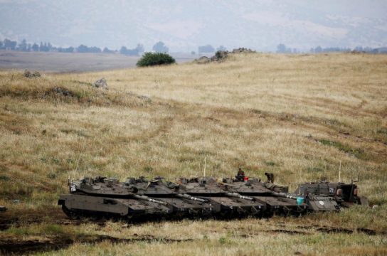Израильские танки на оккупированных сирийских Голанских высотах, 