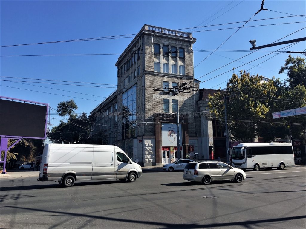 СМИ заверили, что магазин Порошенко в Кишинёве продан