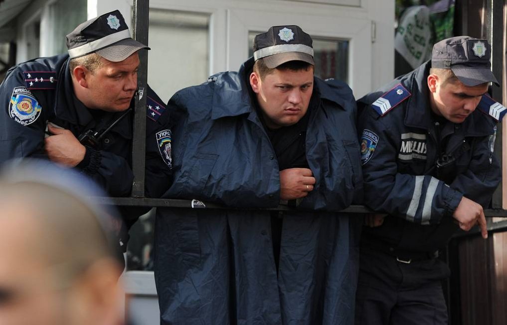 Украинская полиция пала в борьбе с «зелёным змием»