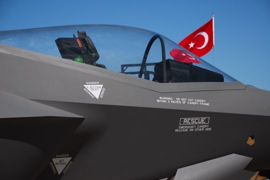 поставка Турции в производстве истребителей-бомбардировщиков F-35