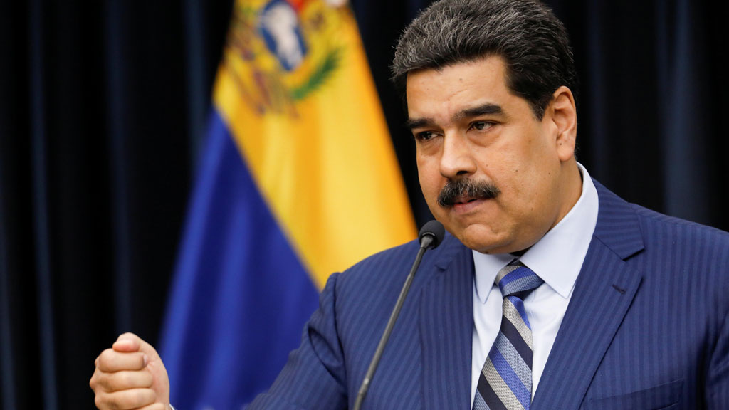 Президент Венесуэлы Николас Мадуро заявил, что власти страны не вернутся за стол переговоров с оппозицией до тех пор, пока ее лидер Хуан Гуаидо не изменит своей позиции по спорному пограничному региону Эссекибо. Ранее вице-президент Венесуэлы заявила о попытках оппозиции продать спорную пограничную территорию Гайане.