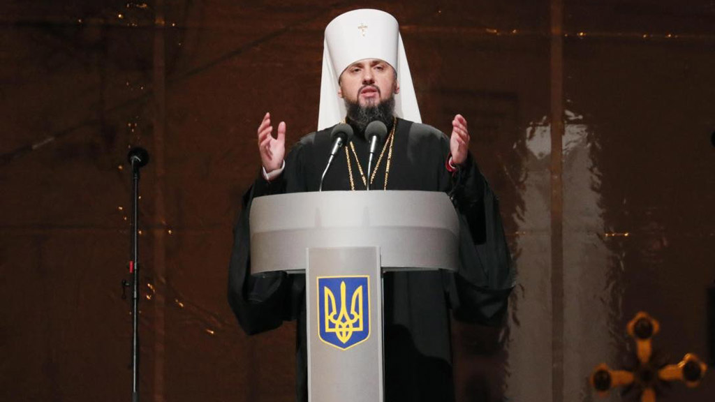 Глава недавно созданной Православной Церкви Украины (ПЦУ) Епифаний заявил, что Киево-Печерская лавра перейдет под её контроль. Сейчас, по его словам, она находится «в духовной оккупации».