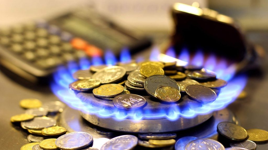 Безвиз пора отрабатывать: МВФ «советует» Киеву увеличить тарифы на газ