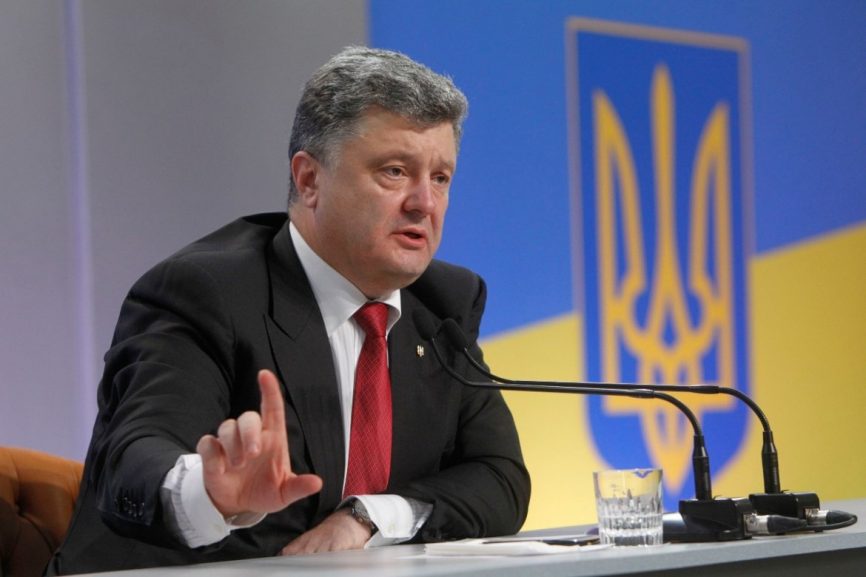 В пику «агрессорше-соседке»: Порошенко хочет провести референдум о вступлении Украины в ЕС и НАТО