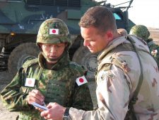 японский солдат в Ираке