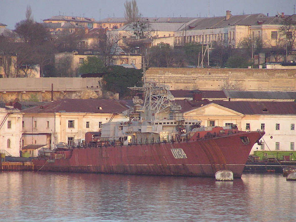 Флот Украины тонет в низкой социальной ответственности