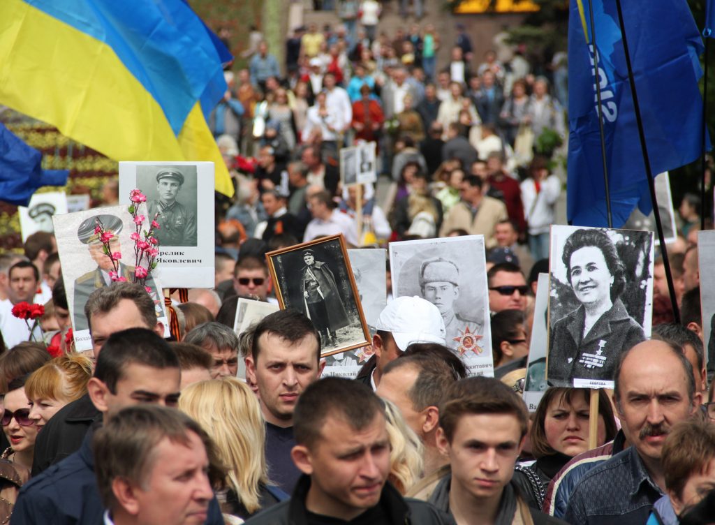 Елену Бережную избили и задержали в Киеве