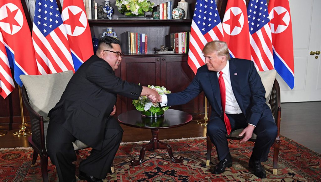 Редкие встречи: Озвучена суть договора Трампа и Ким Чен Ына
