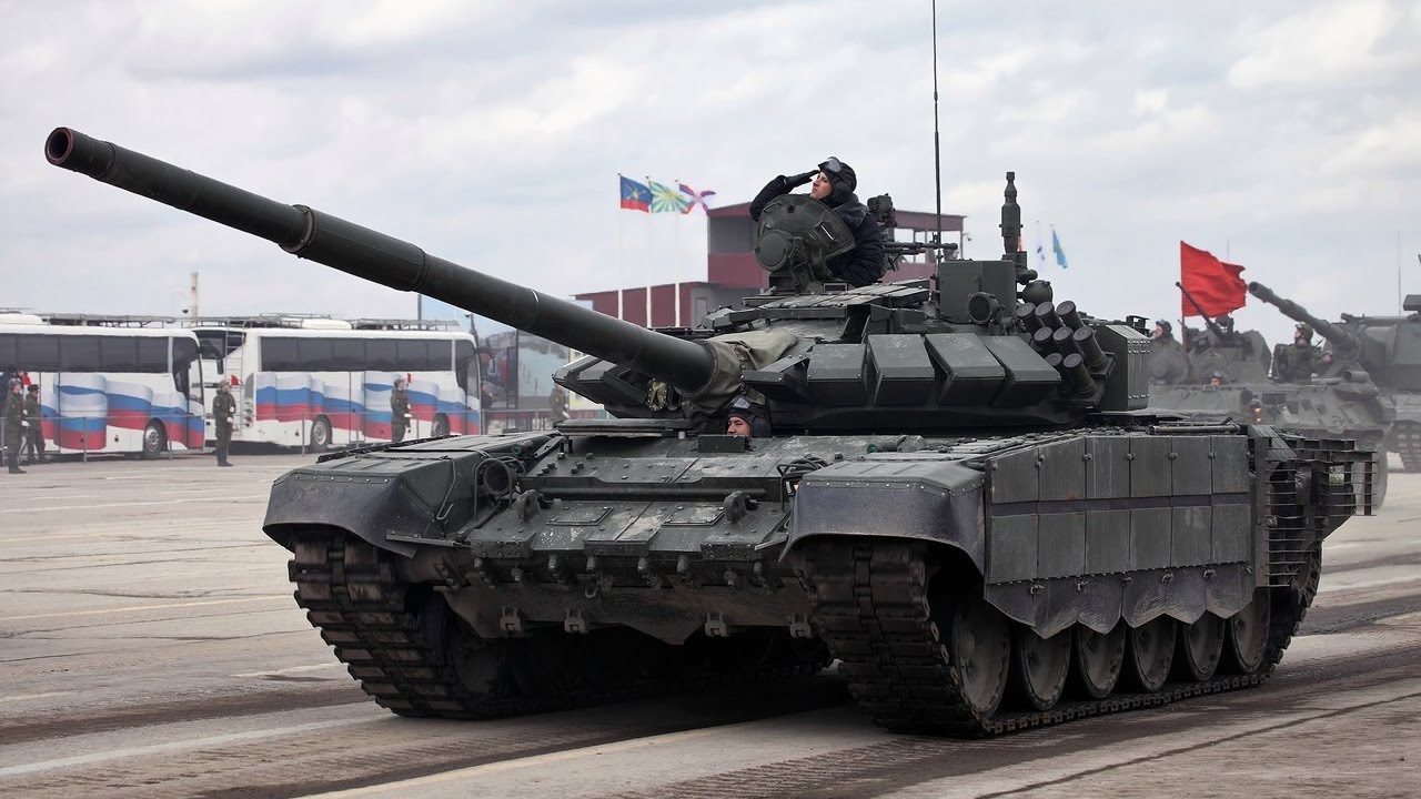 Новая версия танка Т-72 станет самой массовой машиной в российских войсках  - ANNA NEWS