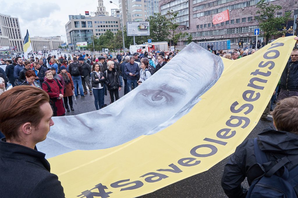 Давление на Москву: За террориста Сенцова просят мировые лидеры