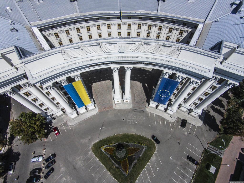 Киеву нечем «усиливаться» на Азове - экс-глава МИД Украины