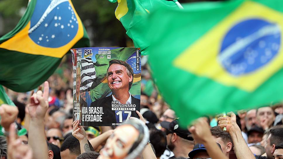 митинг в Бразилии за Жаира Болсонару