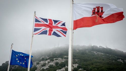 гибралтар великобритания евросоюз флаги