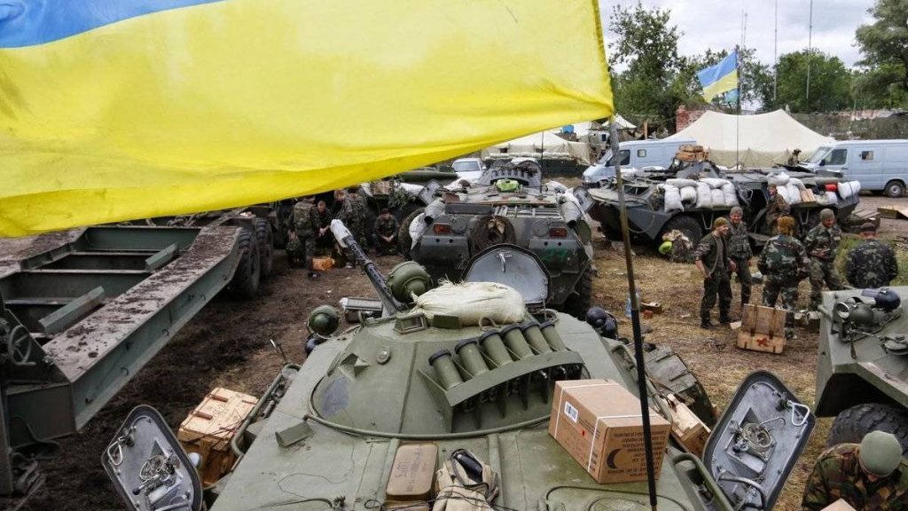 Боевики ВСУ готовят удар на южном и северном направлении ДНР - разведка