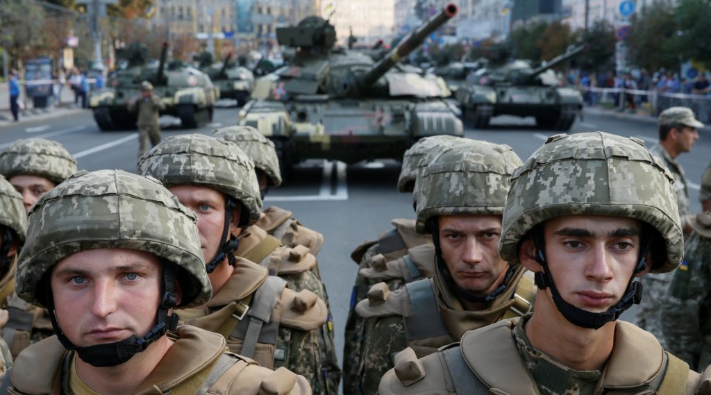 Войну с тяжелыми последствиями предсказал Москве и Киеву ветеран ЦРУ