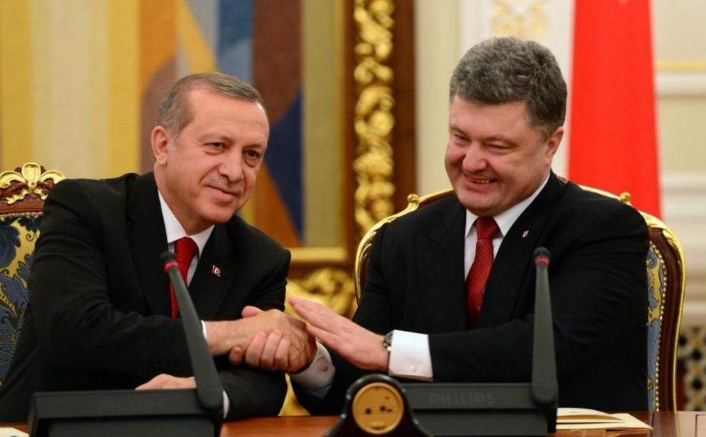Киев закупит у Анкары партию ударных беспилотников - Порошенко
