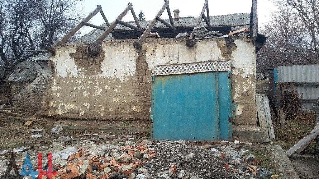 СЦКК: Окраины Донецка и Горловка вновь обстреляны боевиками ВСУ 