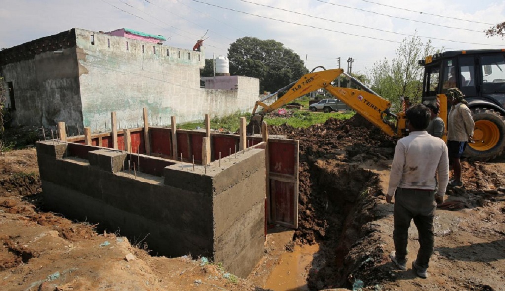 Индия строит бункеры вдоль границы с Пакистаном для зашиты граждан от обстрелов