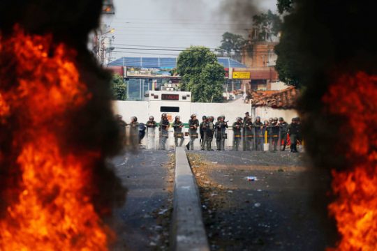 столкновения на границе Колумбии и Венесуэлы