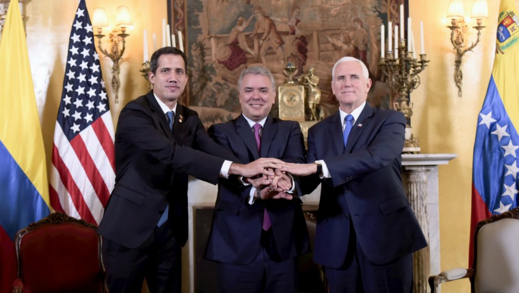 Оппозиционер Венесуэлы Хуан Гуаидо, президент Колумбии Иван Дуке и вице-президент США Майкл Пенс