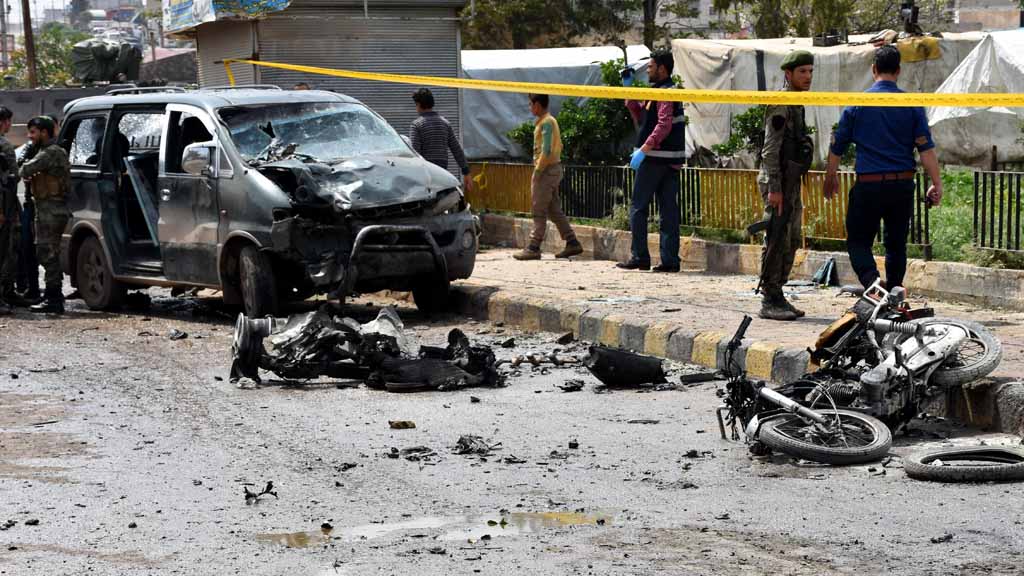 Самодельное взрывное устройство, установленное на мотоцикле, взорвалось у здания Университета Мосула на севере Ирака. В результате взрыва есть пострадавшие, однако их точное число пока неизвестно.