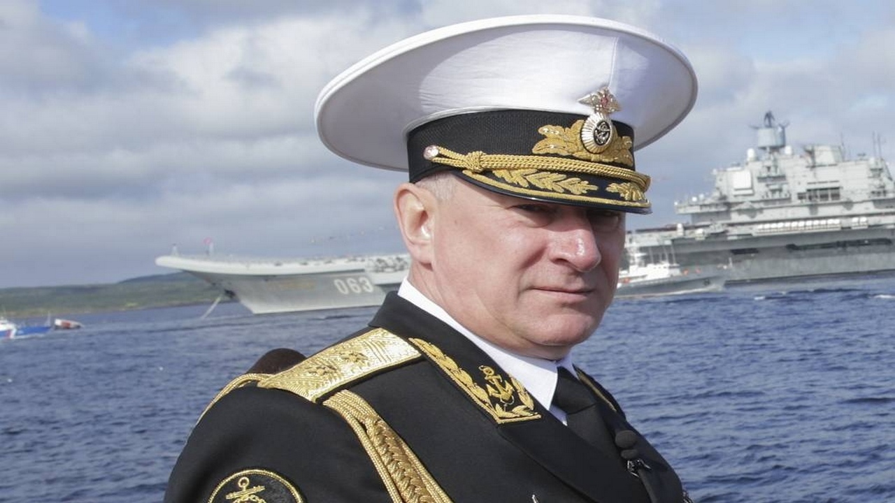 Вице адмирал цимлянский. Главком ВМФ России Адмирал Евменов.