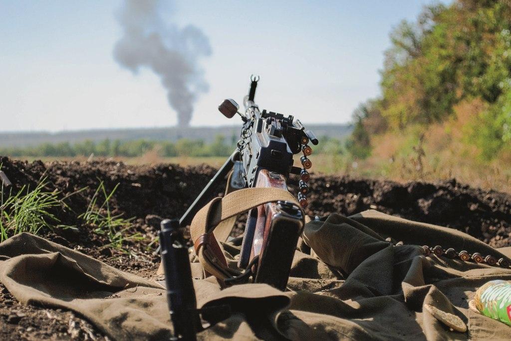 По ДНР за сутки выпущены сотни снарядов боевиков ВСУ