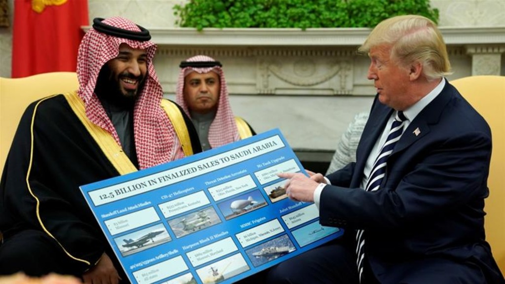 Дональд Трамп и саудовский принц Бен-Салман обсуждают продажу оружия