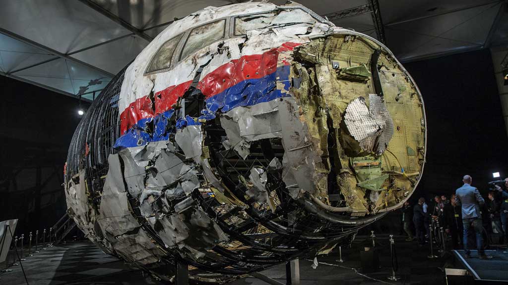 Лидер голландской партии «Форум за демократию», член Европарламента Тьерри Бодэ заявил, что Украина является одним из возможных организаторов атаки на Boeing, сбитый над Донбассом в июле 2014 года, а также усомнился в правдивости доклада Совместной следственной группы, занимающейся расследованием катастрофы рейса MH17