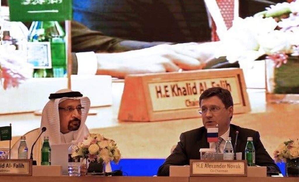 министр энергетики Саудовской Аравии Халид Фалих и министр энергетики России Александр Новак