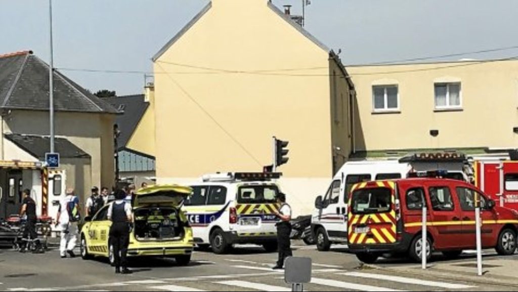 нападение на имама во французском Бресте