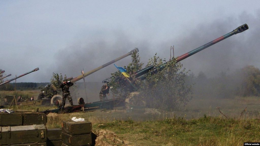 «Мир» по-украински: Боевики ВСУ утюжат артиллерией юг ДНР