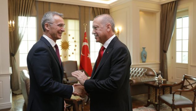 генсек НАТО Йенс Столтенберг и президент Турции Реджеп Эрдоган