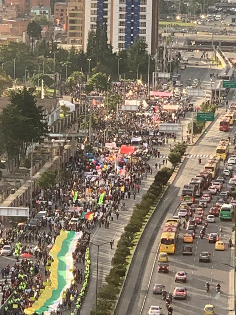 Протест против убийств лидеров социалистов в Колумбии