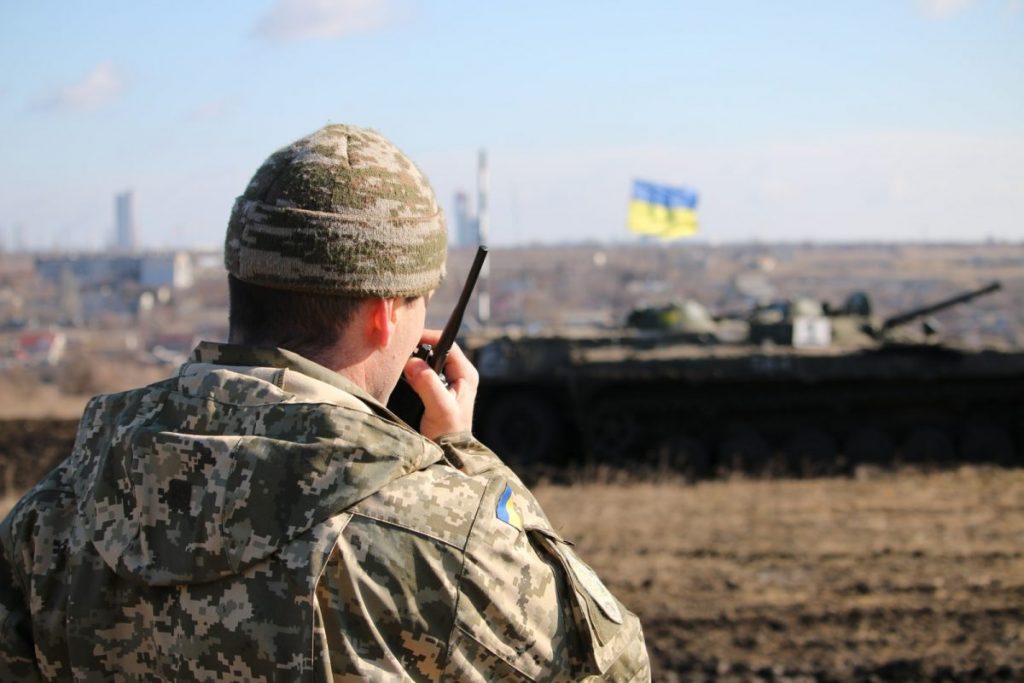 Массированные обстрелы ВСУ продолжают фиксировать на фронтах Донбасса