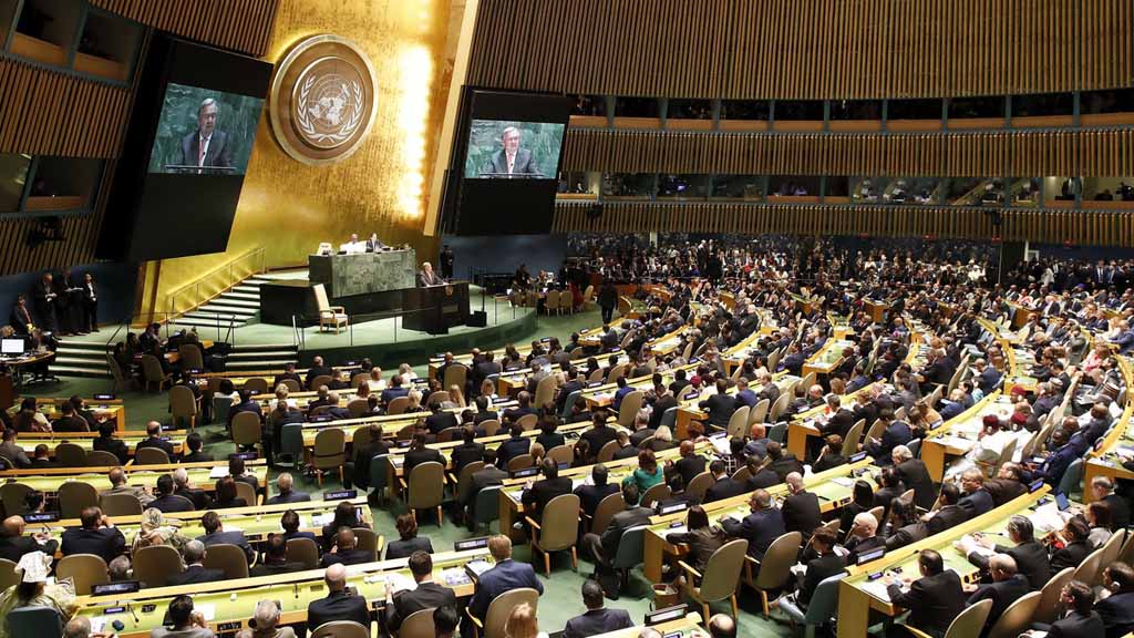 На площадке ООН, где сейчас проходит сессия Генеральной ассамблеи, происходит много интересного. Даже по коротким сообщениям о встречах глав государств, правительств или же МИД можно судить о том, что происходит за кулисами публичной мировой политики.