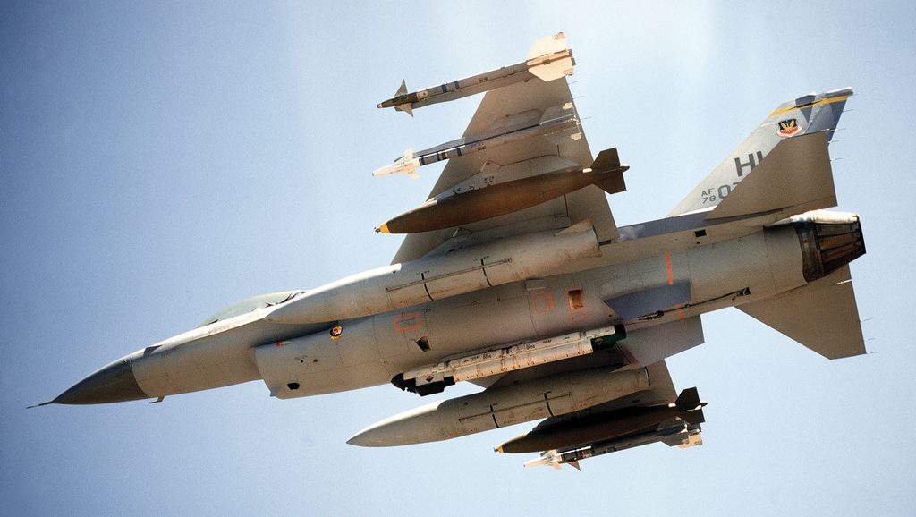 F-16 самолет США