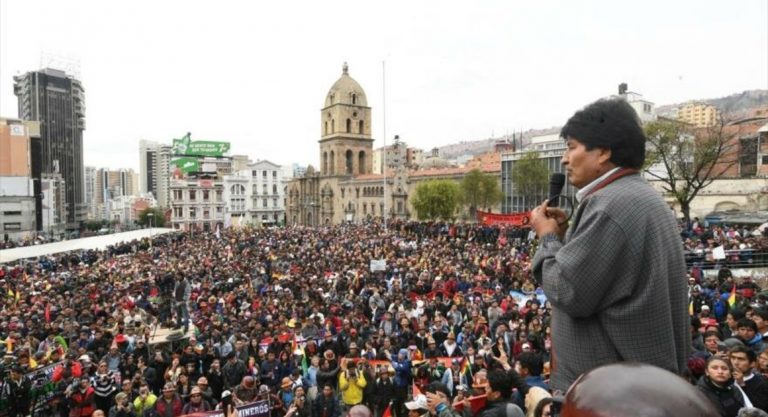 президент Боливии Эво Моралес ушел в отставку