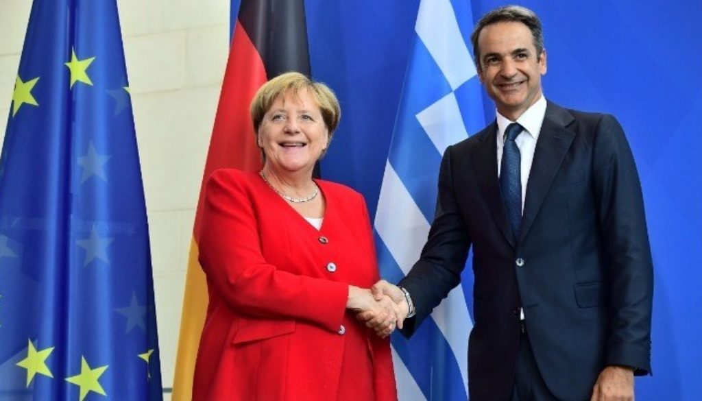 Кризис миграции в Европе обсудили на встрече Мицотакис и Меркель 