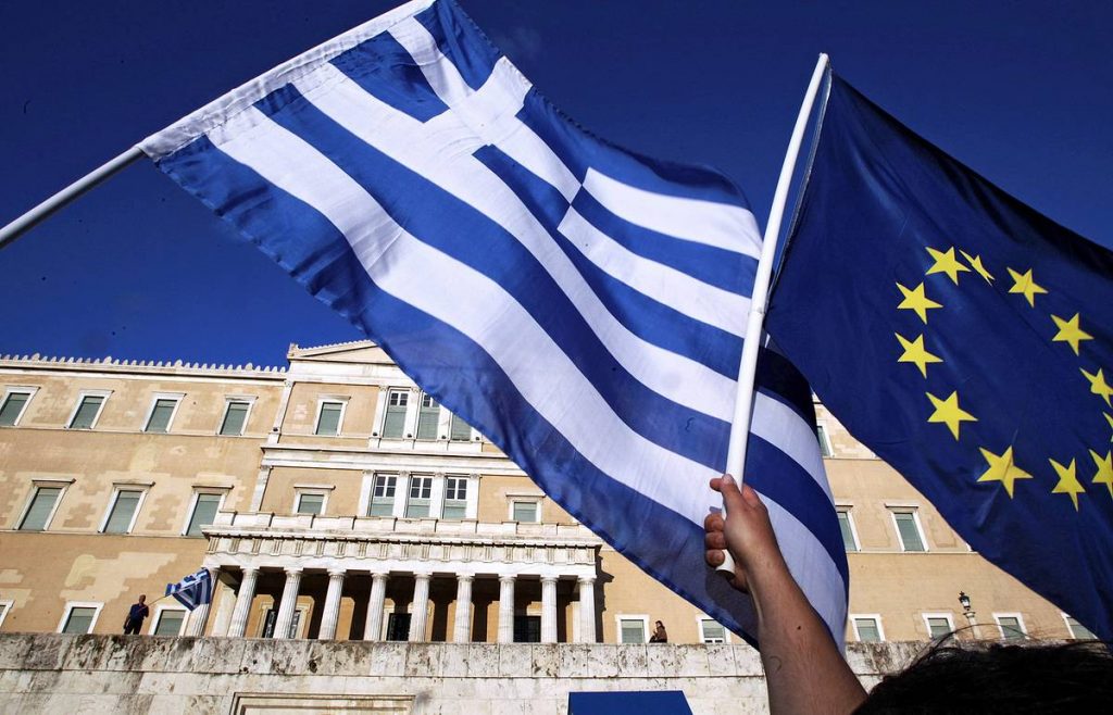 Греция снова стала государством с "рыночным риском" для Евросоюза