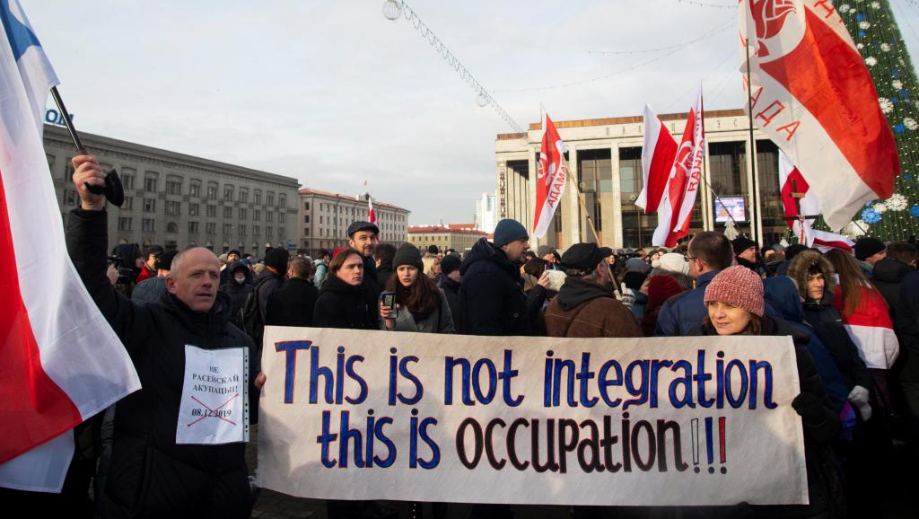 Сигнал тревоги: русофобы провели шествие по Минску