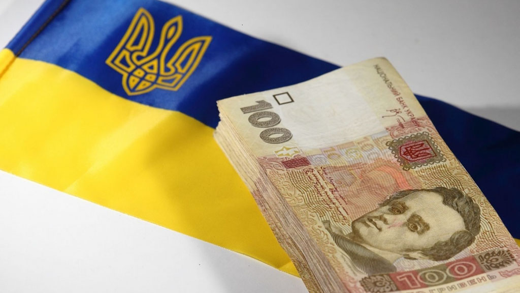 По данным Государственной казначейской службы Украины, дефицит государственного бюджета Украины по итогам 2019 года составил около 35 млрд. гривен ($1,5 млрд.). , по сравнению с 184 млн. гривен (около 8$ млн.) в прошлом году. Таким образом в этом году этот показатель вырос примерно в 190 раз.
